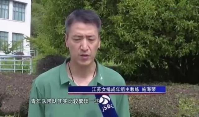 精品三级久久久